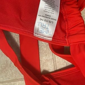 Bikini top ( never been worn)